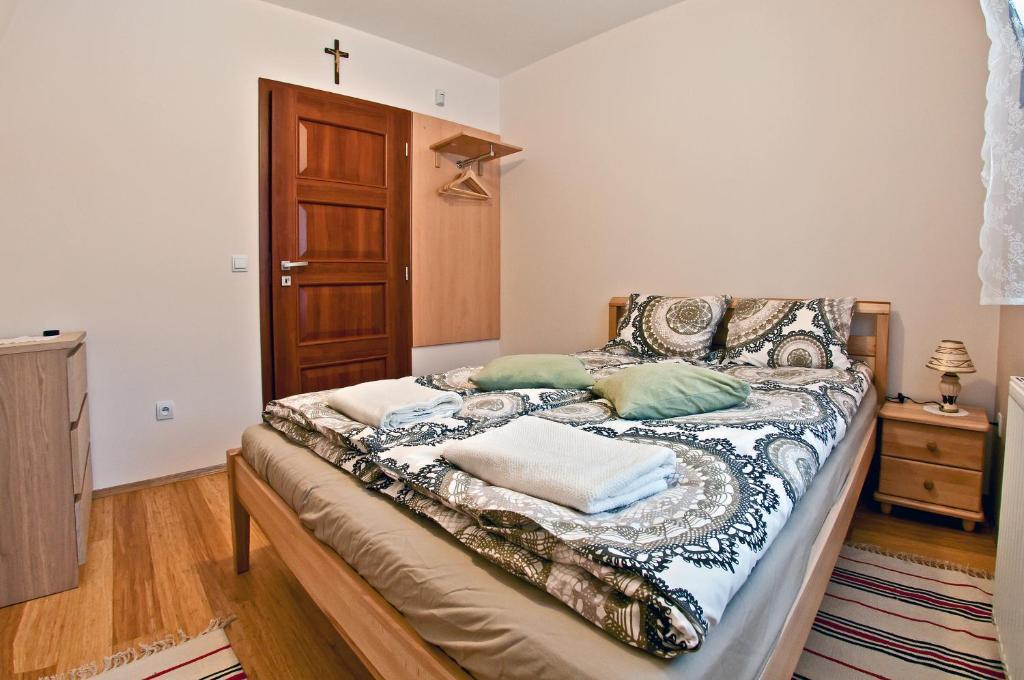 Miodowy Zakatek Apartment Labowa Room photo
